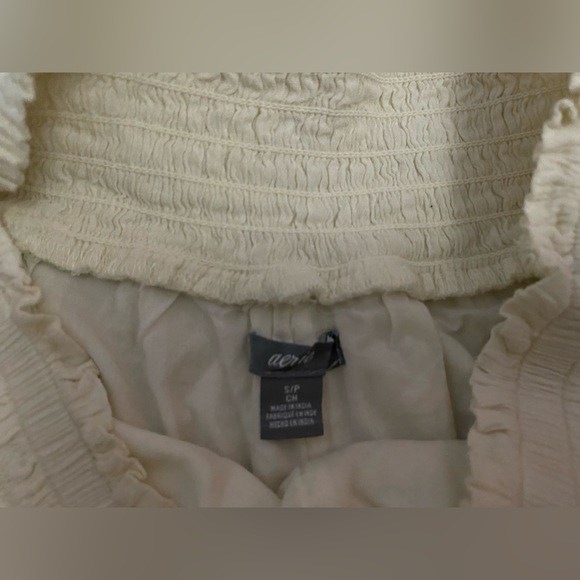 delicate white summer shorts - Picture 2 of 4